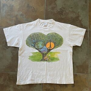 VTG 1993 John Lennon imagine graphic Tshirt, great condition small signs of wear